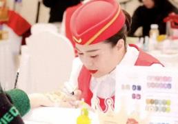 女子获海底捞美甲比(bǐ)賽(sài)冠军，奖金15萬(wàn)！