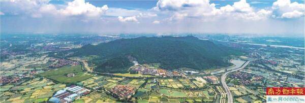 流(liú)量变現(xiàn)、产业躍(yuè)迁、城鄕(xiāng)共荣